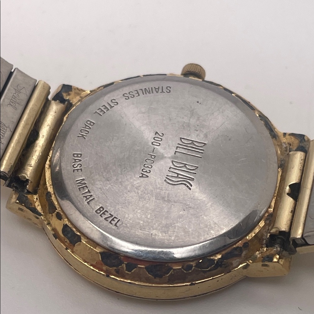 Bill Blass Gold Quartz Watch with White Dial - Picture 3 of 7